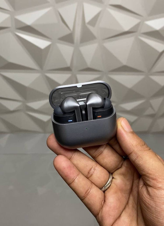 Wireless Earbuds - Buds 3 Pro