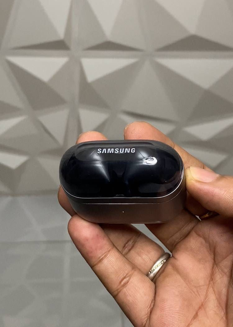 Wireless Earbuds - Buds 3 Pro