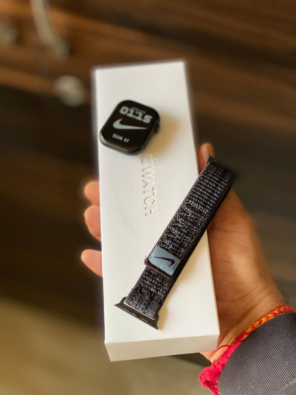 Series 10 Smartwatch (Special Edition) - Power On/Off Logo Display