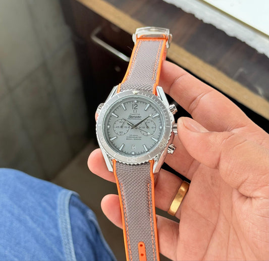 Timeless Elegance: Men’s Professional Diver Watch