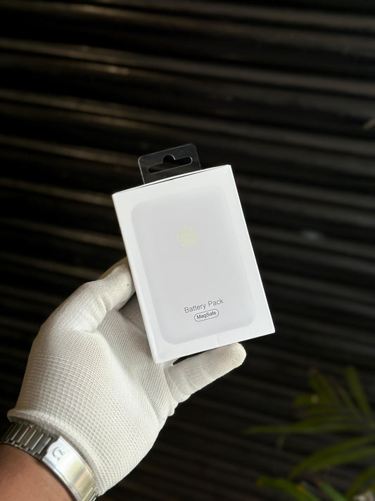 Magnetic Wireless 5000 mAh PowerBank for Iphone Series
