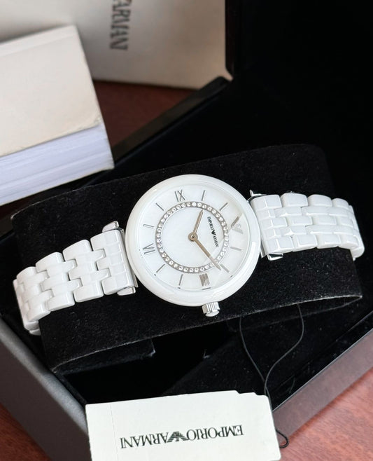 White Ceramic Women’s Timepiece