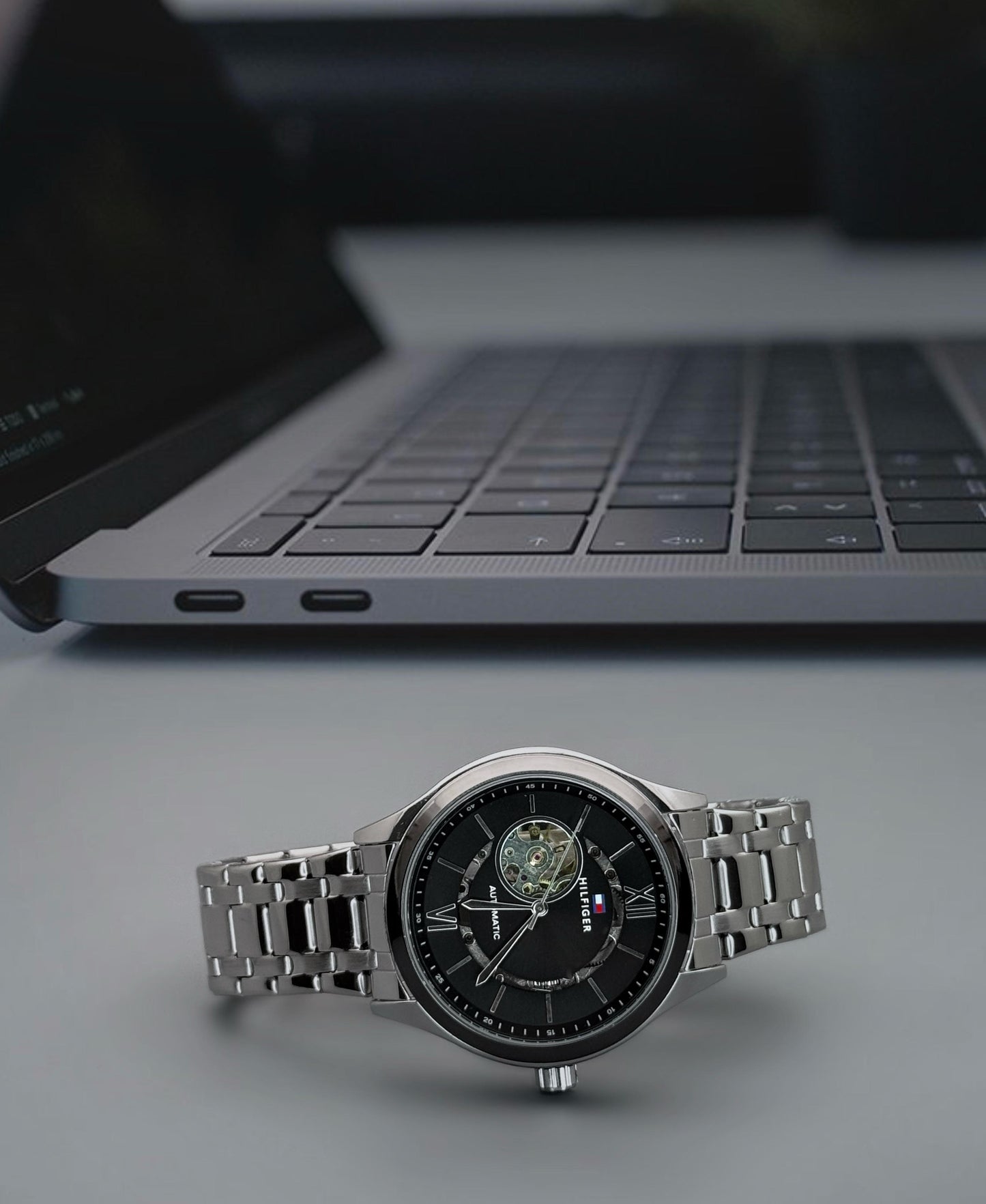 Exclusive Automatic Watch with Open Back Design