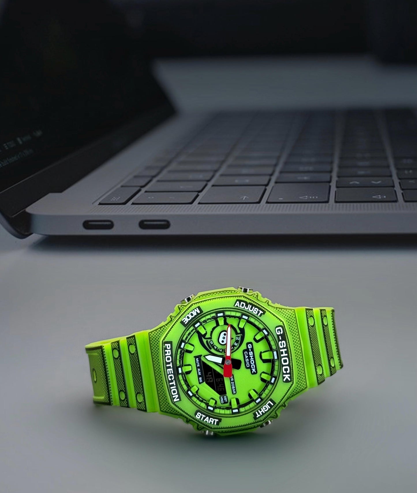 Manga Edition Analog-Digital Watch
