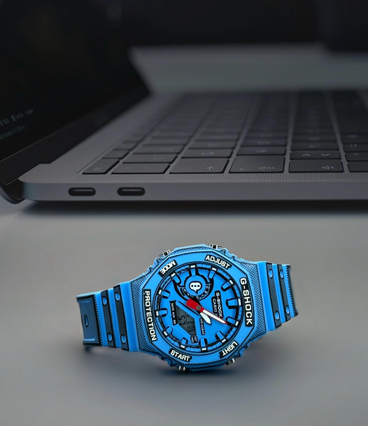 Manga Edition Analog-Digital Watch