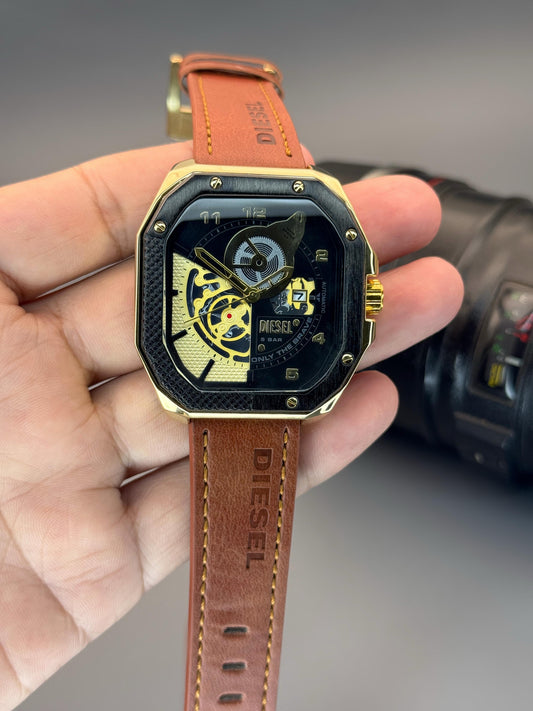 Stylish Analog Men's Watch