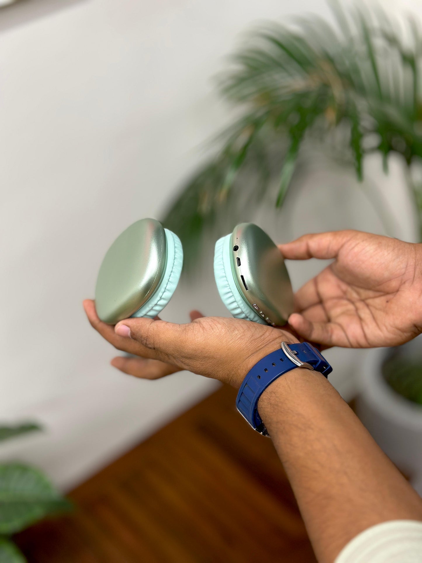 Premium Wireless Headphones MAX ANC