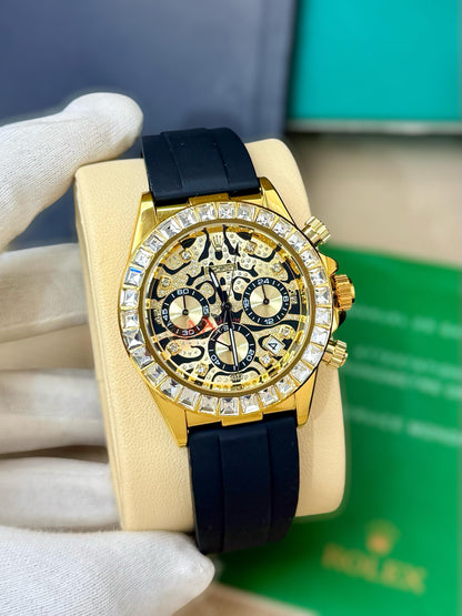 Elevate your style with this stunning men's diamond watch