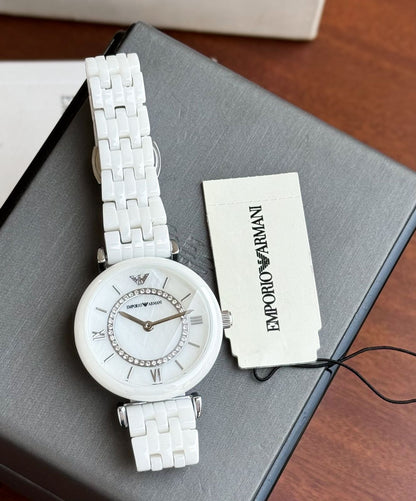 White Ceramic Women’s Timepiece