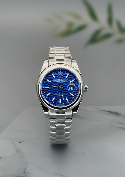 Oyster Date Men’s Watch with Blue Dial: Key Features at a Glance