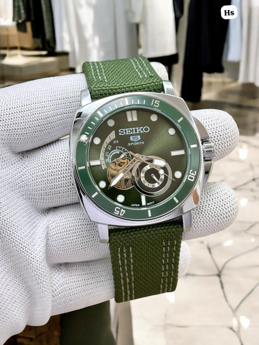 Enjoy the perfect blend of style and functionality with our premium watches
