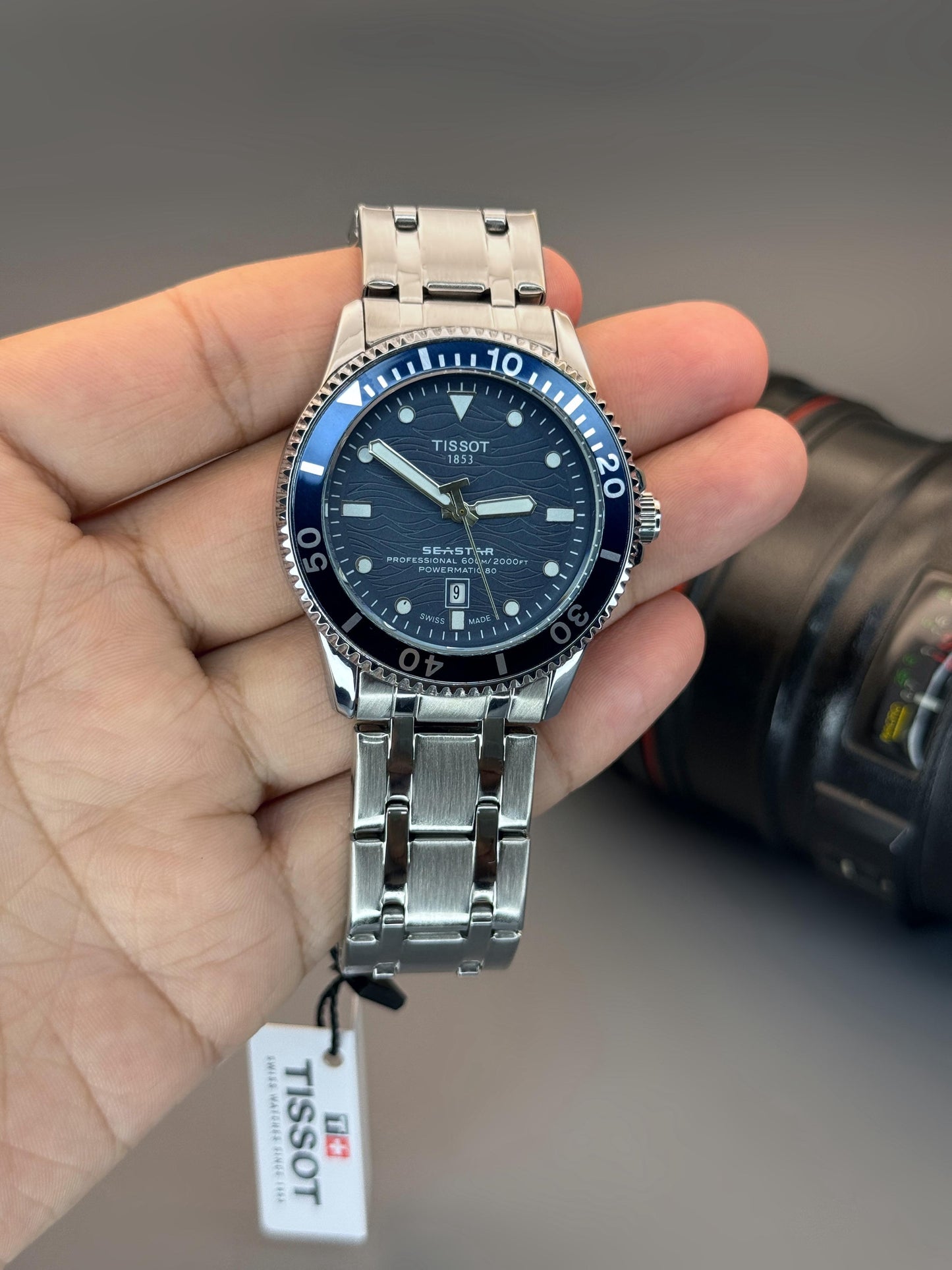 Elegant Blue Dial Stainless Steel Watch – Men’s Edition
