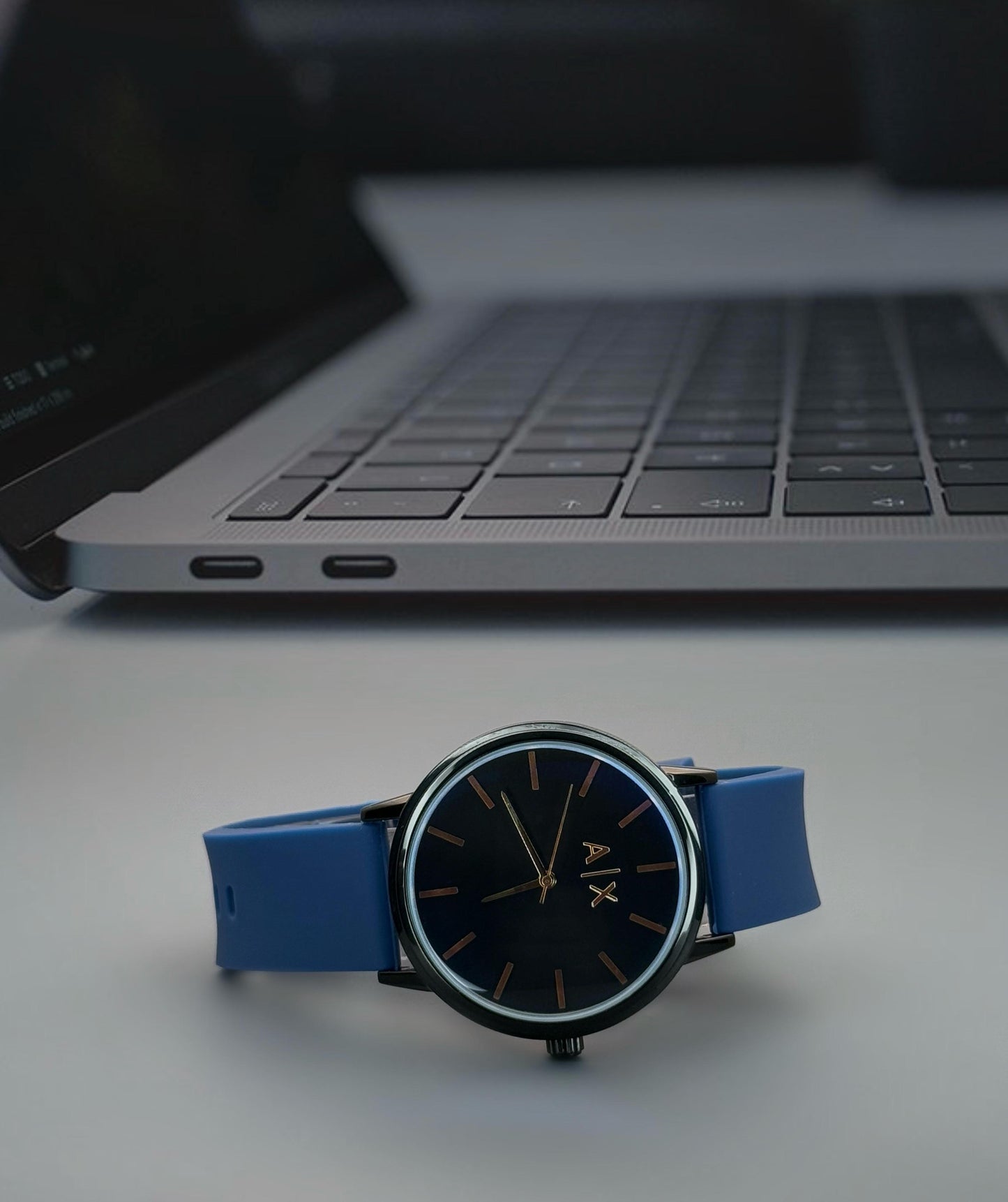 Practical And Very Impressive Men's Watch