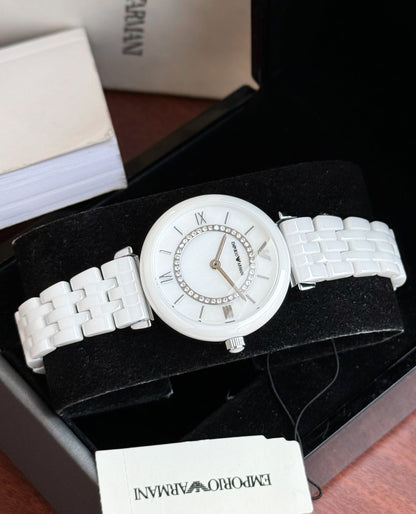 White Ceramic Women’s Timepiece