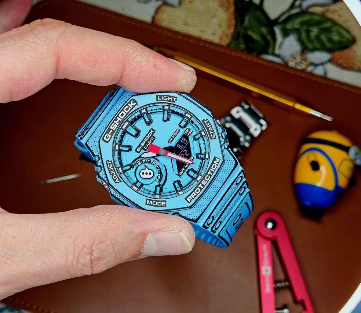 Manga Edition Analog-Digital Watch