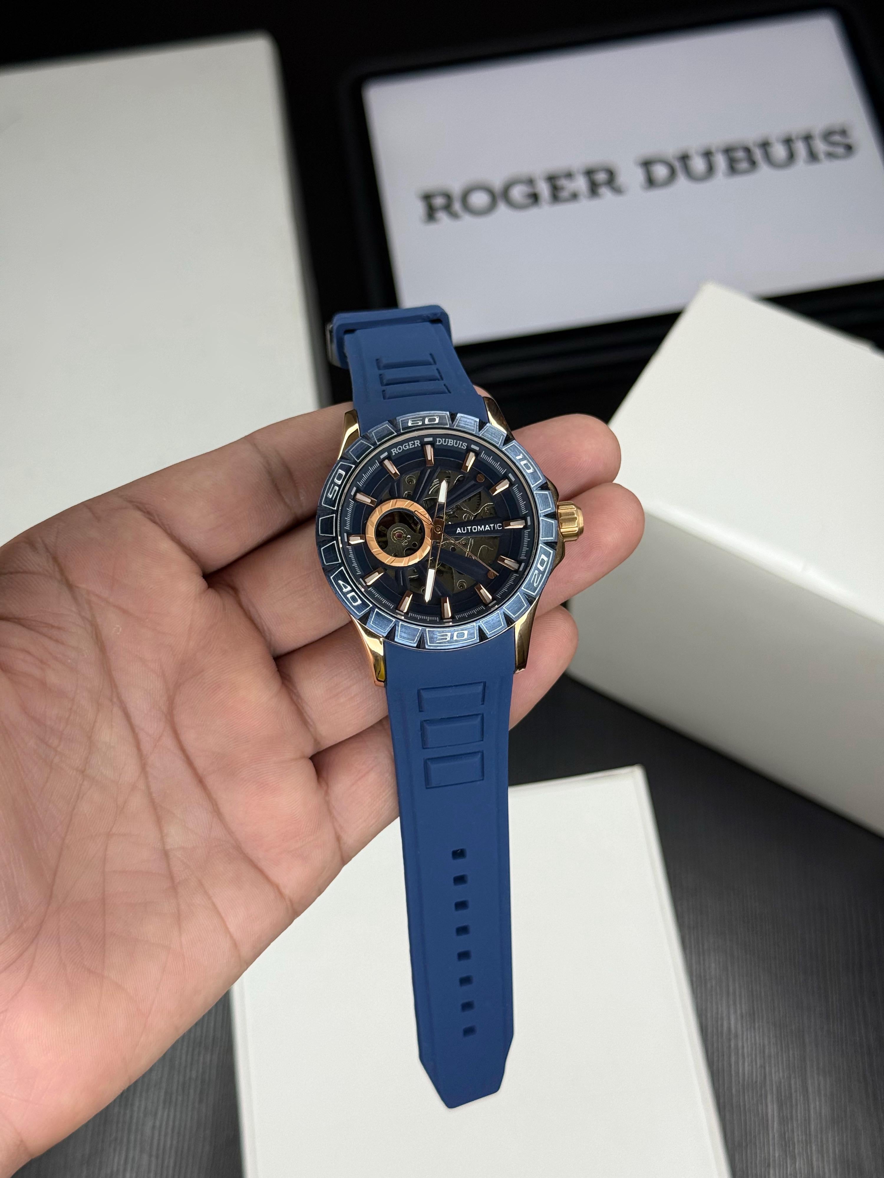 Full Automatic Water Resistant Watch – Bold Sporty Design