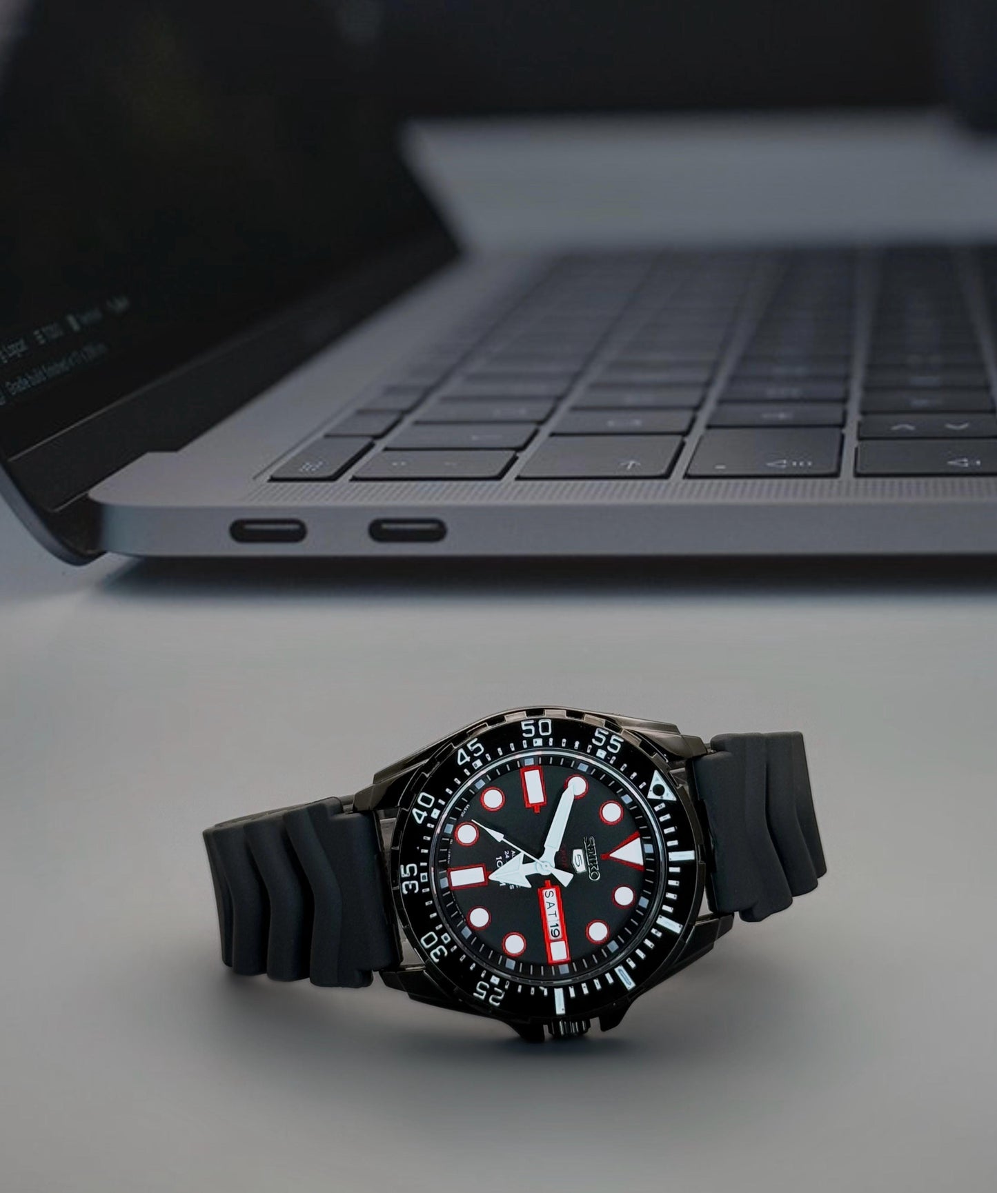 Premium Black Sports Style Analog Watch