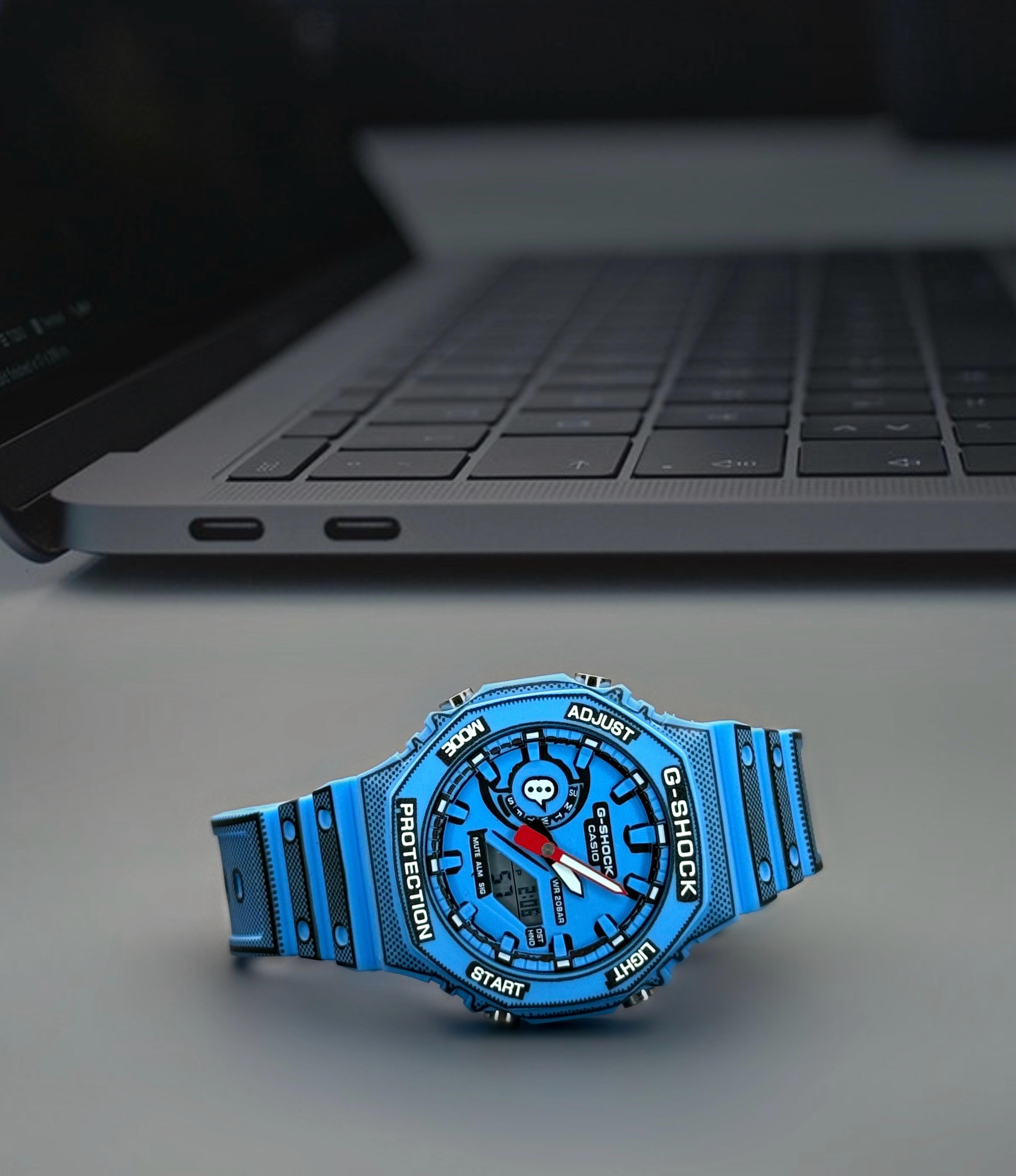 Manga Edition Analog-Digital Watch