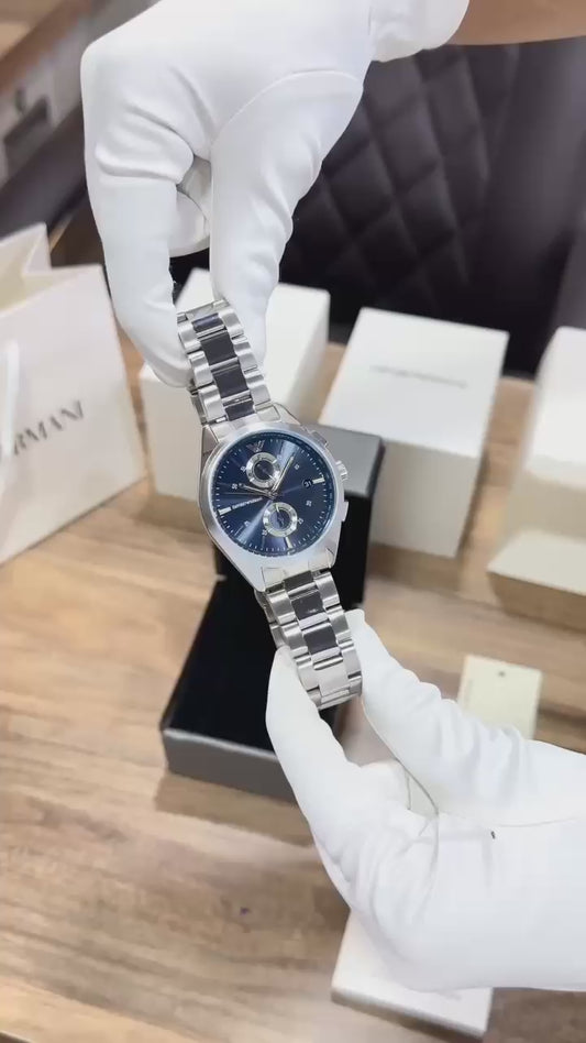 Retro Elegance Meets Modern Design – A Bold Statement on Your Wrist