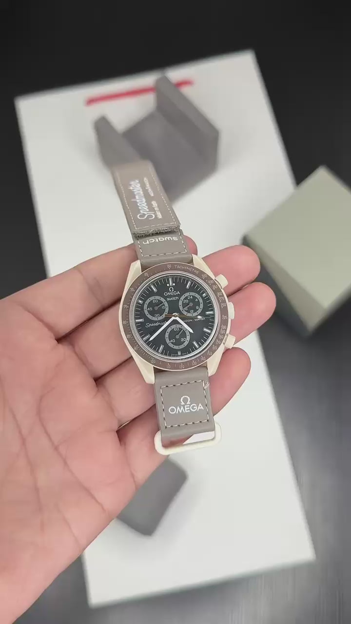 Mission On Earth Desert – Chronograph Style Watch